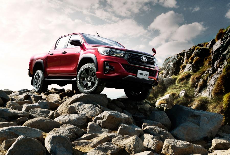  Toyota Hilux Z Black Rally Edition Double Cab 2018 года  (JP) (фото 1 из 7)